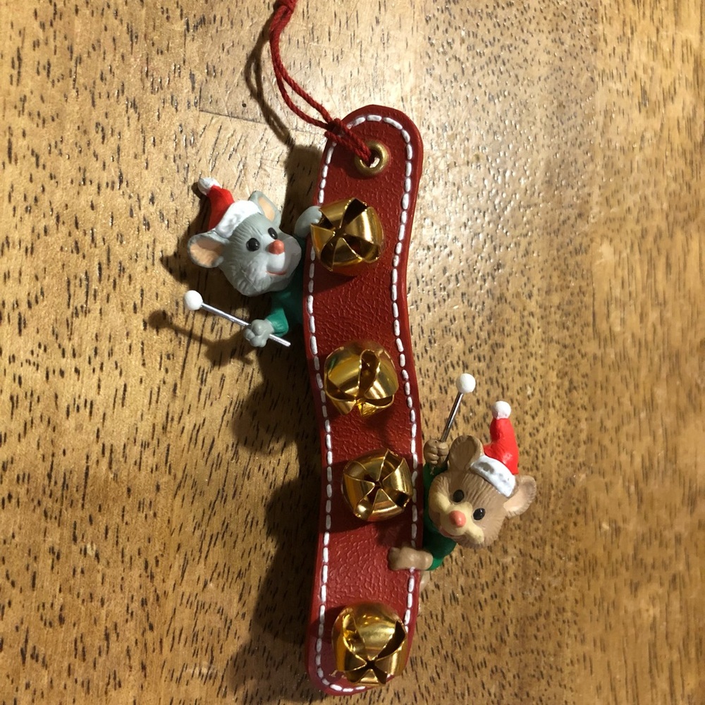 Jingle Bell Band 1994 Hallmark Christmas Ornament